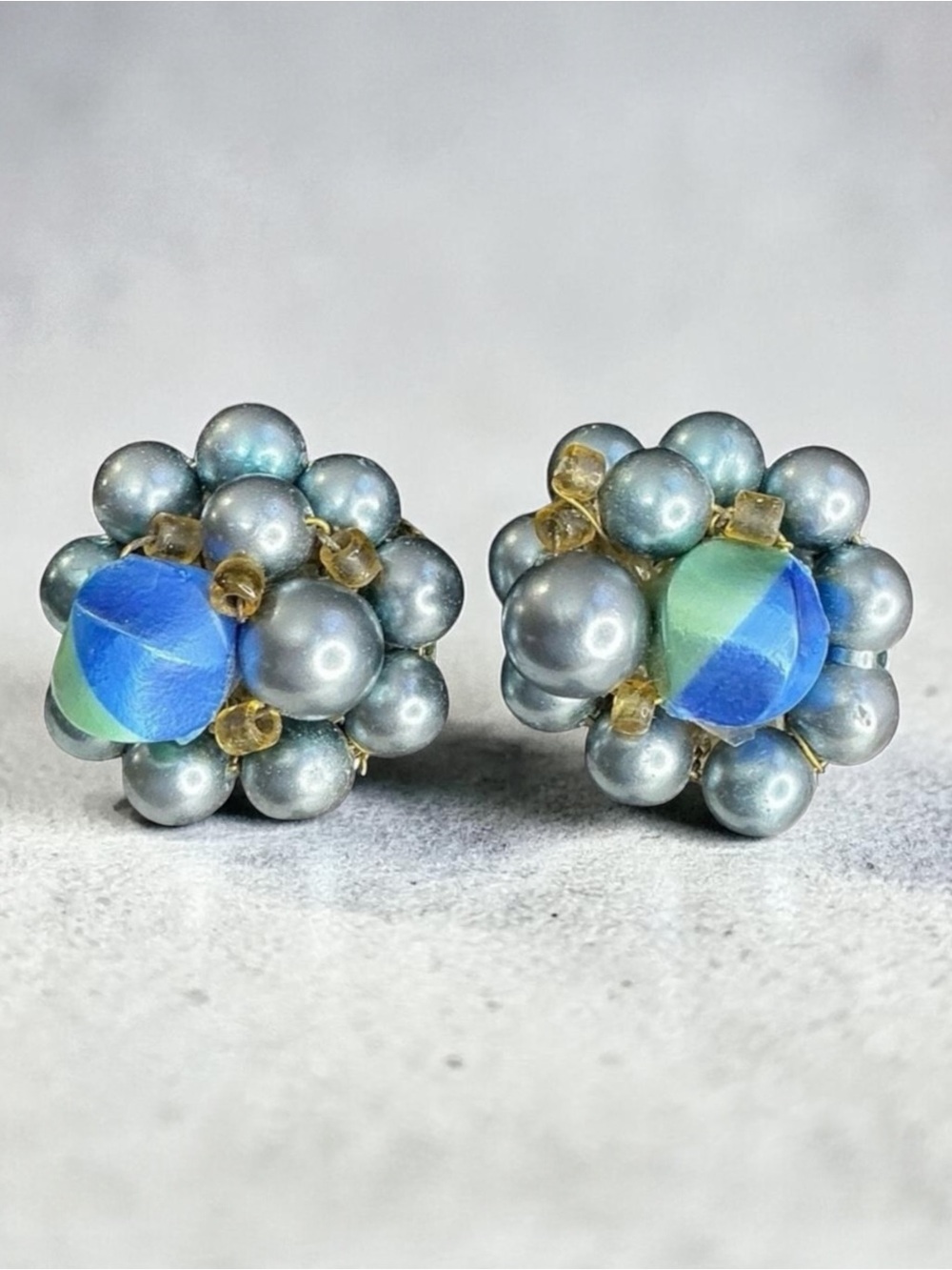 Vintage Blue Green Pearl Bead Cluster Clip On Earrings